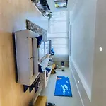 Puerto Banus Views And Pool Penthouse Vio לינה וארוחת בוקר *