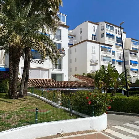 Puerto Banus Views And Pool Penthouse Vio * מארבלה