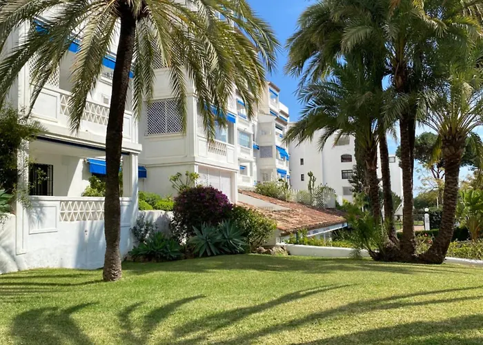 Puerto Banus Views And Pool *